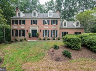 1111 Laurelwood Dr, Mc Lean, VA 22102