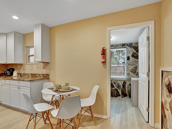 4th image of 1824 Highland Park Blvd #6