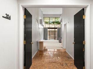 1520 S Beverly Glen Blvd APT 204, Los Angeles, CA 90024