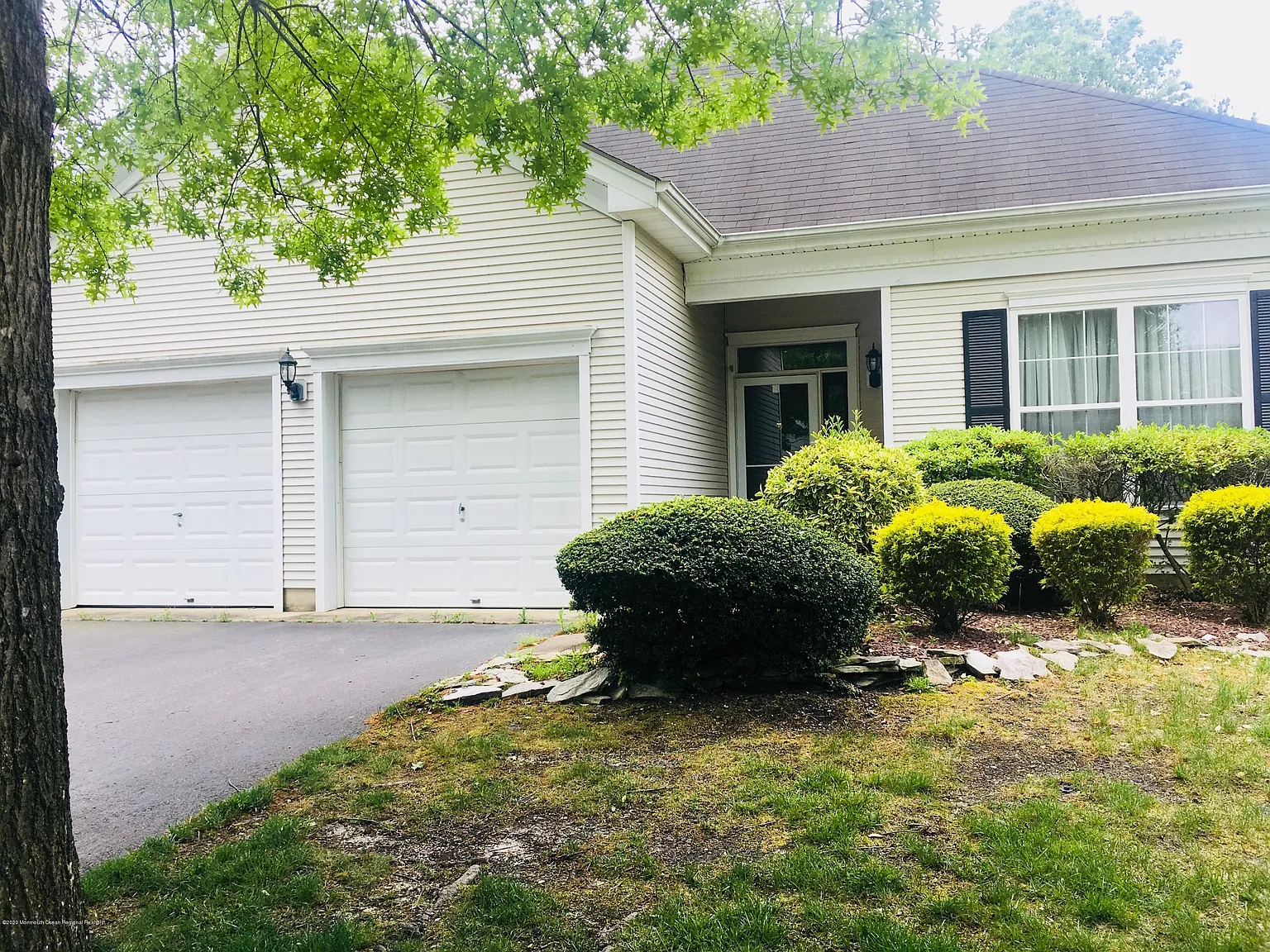 29 Bellflower Dr photo 1