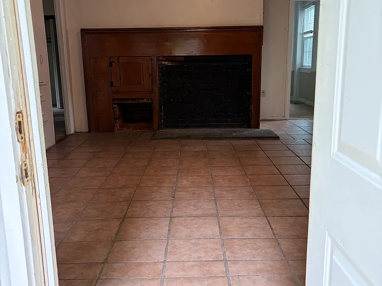 96 Church Hill Rd #1 — Photo 2
