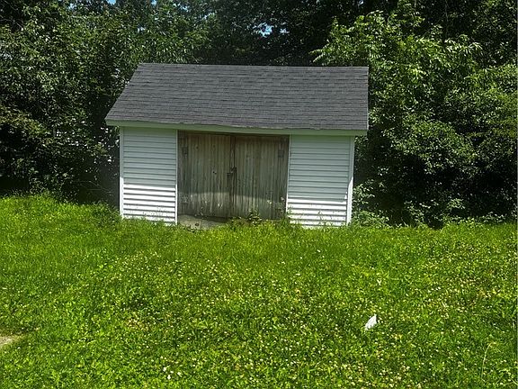 5th image of 312 Lord St