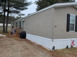 108 Courtney Ln #108, Redgranite, WI 54970