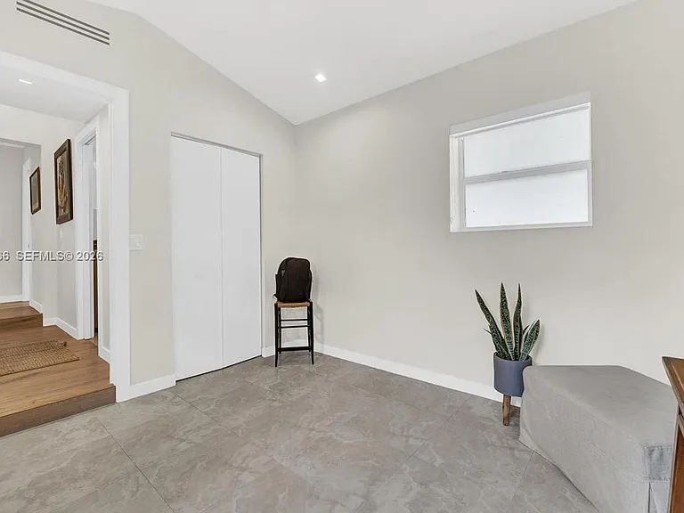 1150 NE 91st St — Photo 33