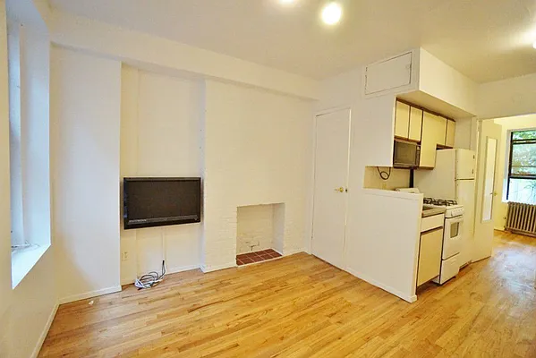 Rented by Best Apartments North Inc | media 11