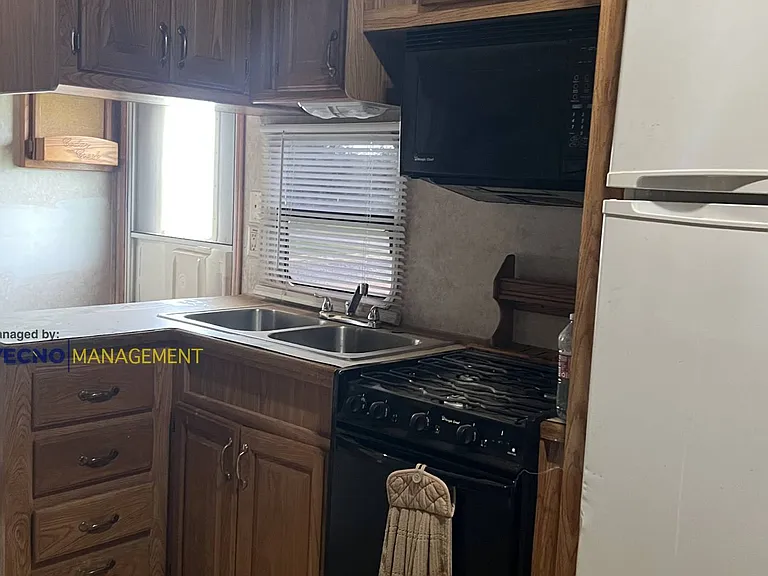 1819 Country Rd #1001-101 — Photo 6