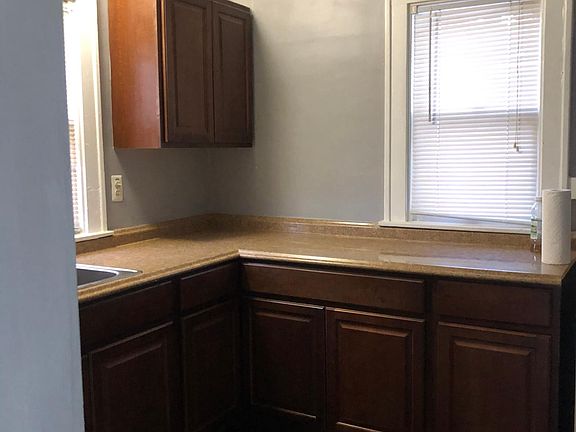 4th image of 14461 Kingston Ave