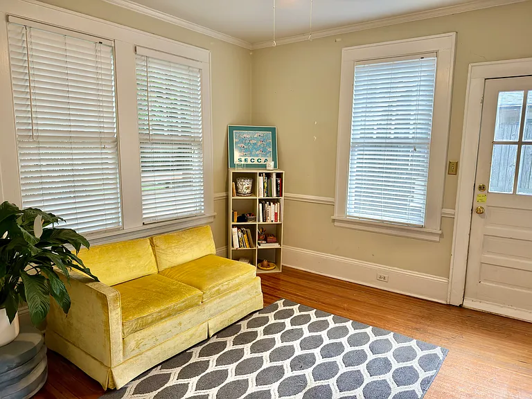 319 Circle Ave — Photo 20