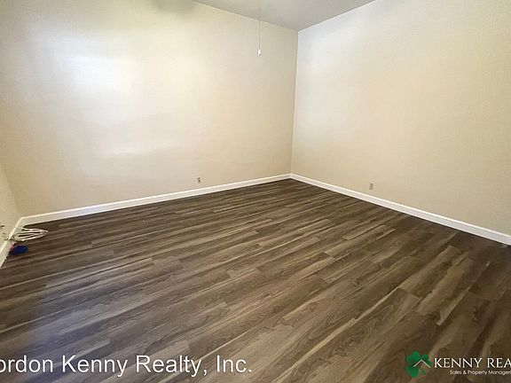 4th image of 4 Howard Ave #5