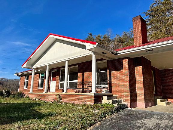 4th image of 6401 Lick Creek Rd