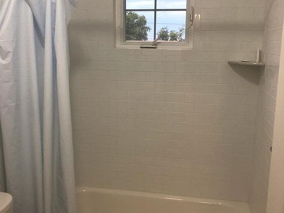 3rd image of 123 Nassau Ln #2