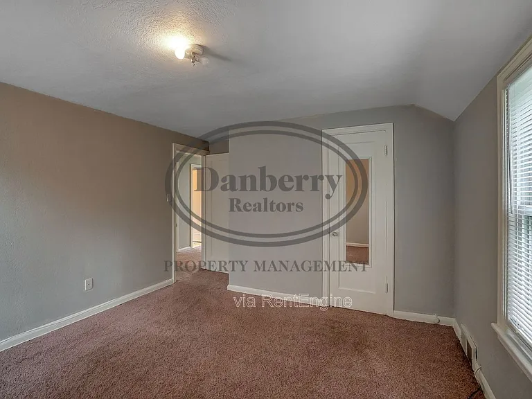 1017 Searles Rd — Photo 21