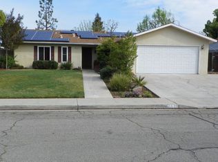 1639 Griffith Ave, Clovis, CA 93611