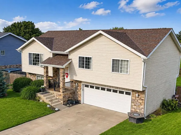 11030 N 136th Pl, Waverly, NE 68462