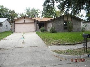 614 Lynne Dr, Grand Prairie, TX 75052