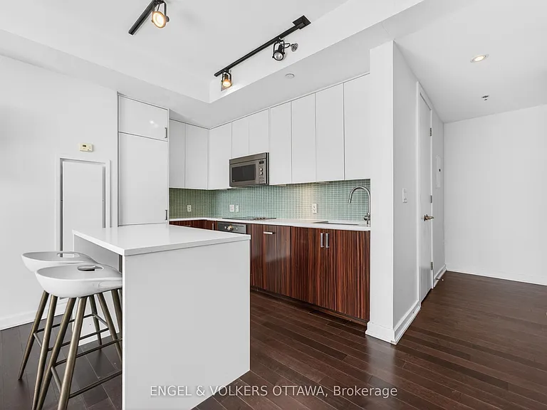 300 Lisgar St #1210 — Photo 11
