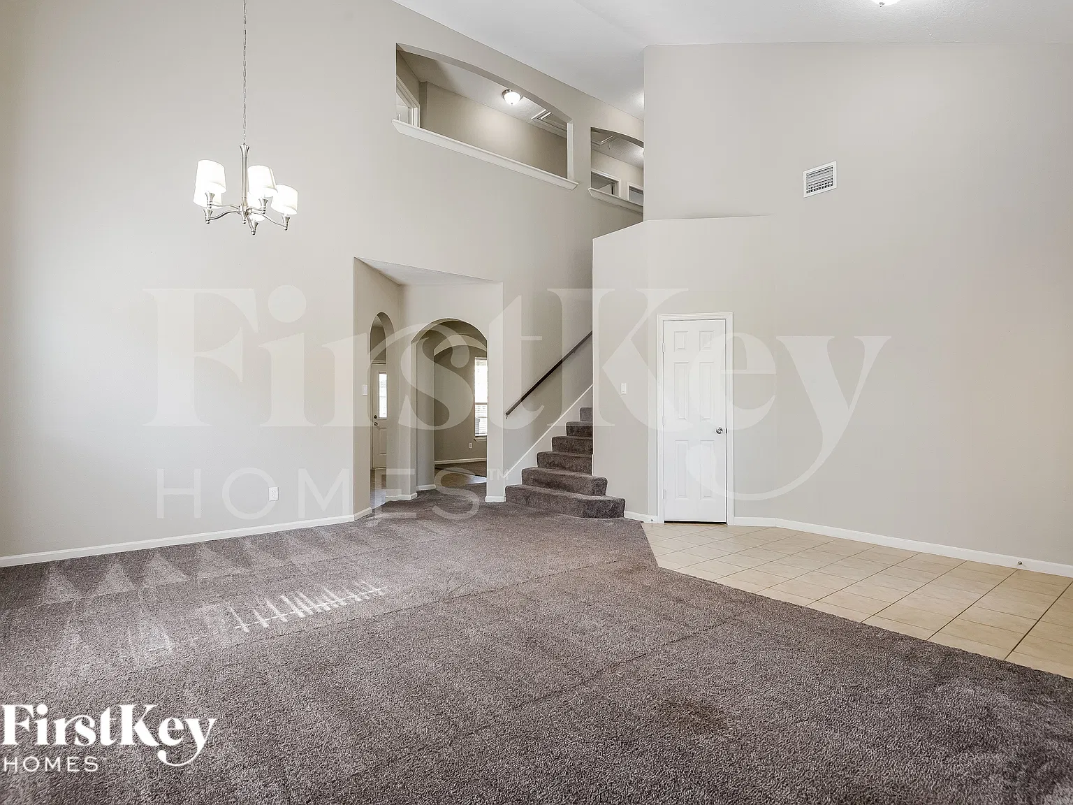 3 bed, 2.5 bath, 2077 sqft, $2,270 — Photo 4