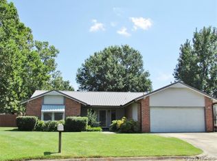 808 Patterson St, Muskogee, OK 74403