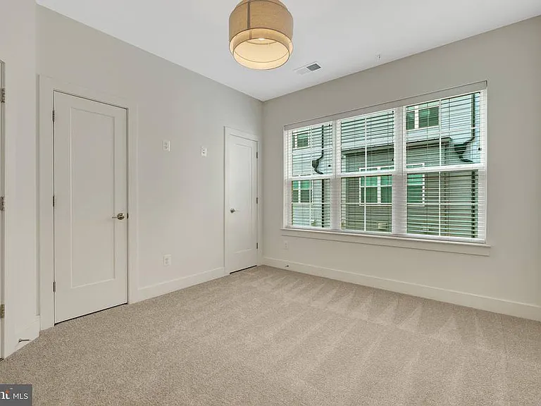 11247 Beaker St — Photo 19