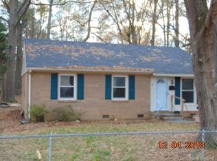 513 E Peachtree St, Dallas, NC 28034