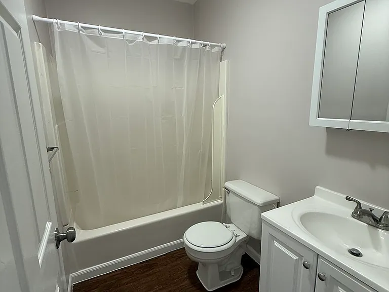 40 Winthrop St #4 — Photo 11