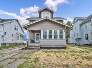 39 25th St NW, Barberton, OH 44203