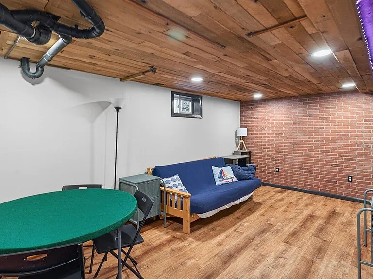 Game room / den