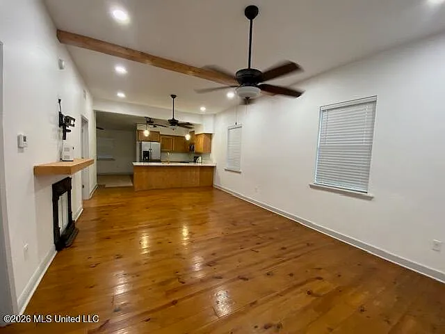 309 Seal Ave — Photo 3