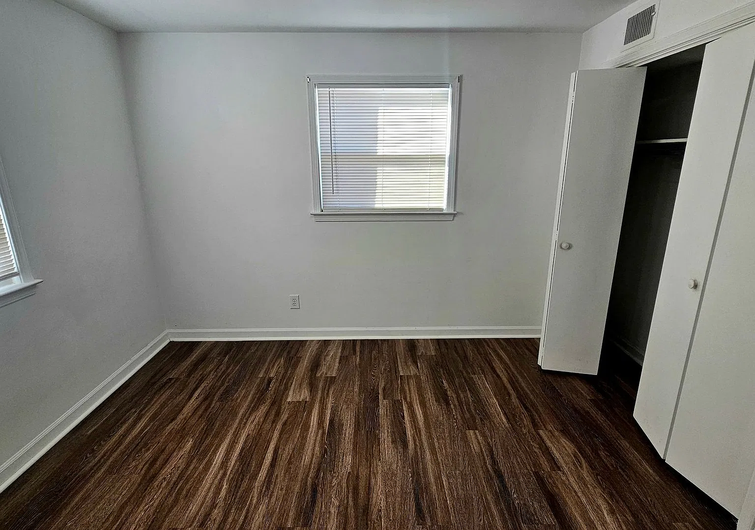 Wilging Apts — Photo 4