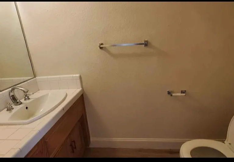 1638 W North Bear Creek Dr — Photo 5