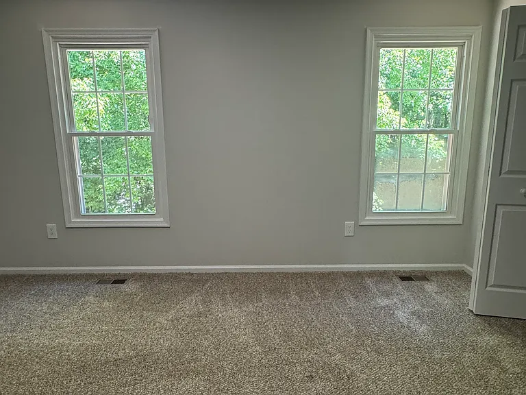 1045 Wingate Ct — Photo 10
