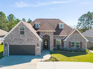 3045 Rue Michelle Rd, Diberville, MS 39540