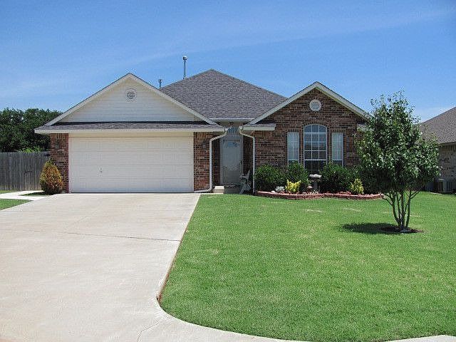 1st image of 903 Olde Town Dr