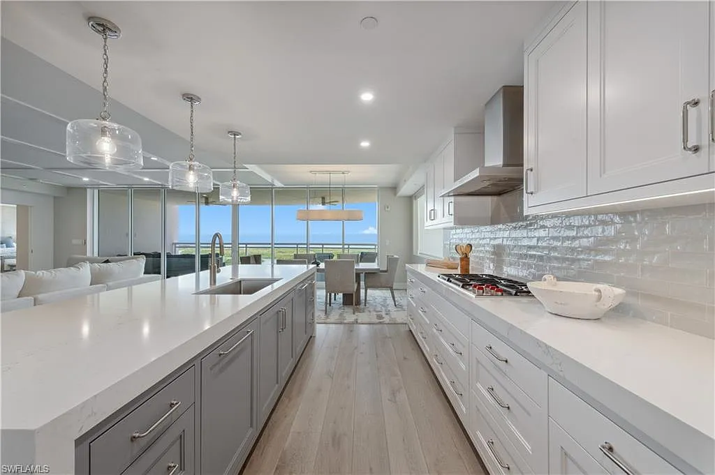 4 bed, 4.0 bath, 3238 sqft, $45,000 — Photo 3