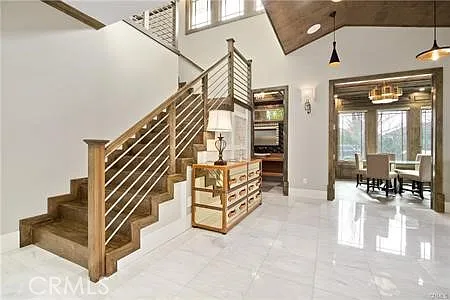 530 Drake Rd — Photo 33