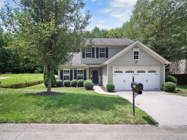 3172 Arrowcrest Pl, Winston Salem, NC 27107