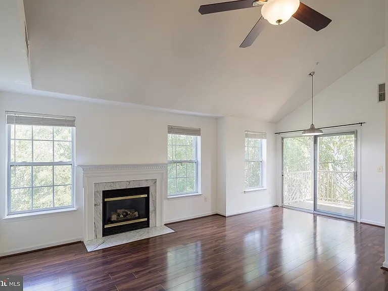 5958 Founders Hill Dr #301 — Photo 4