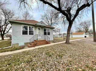 109 W 1st St, Everly, IA 51338