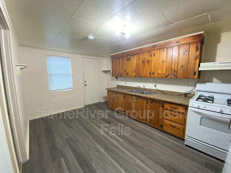 2001 W. Broadway St Apartment Rentals Idaho Falls, ID Zillow