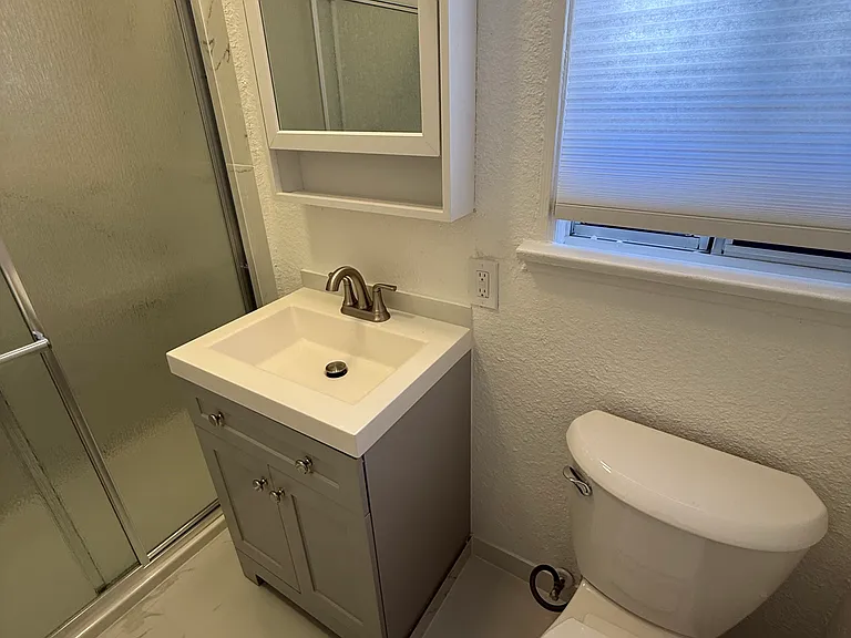 3620 W 1st St #7 — Photo 8