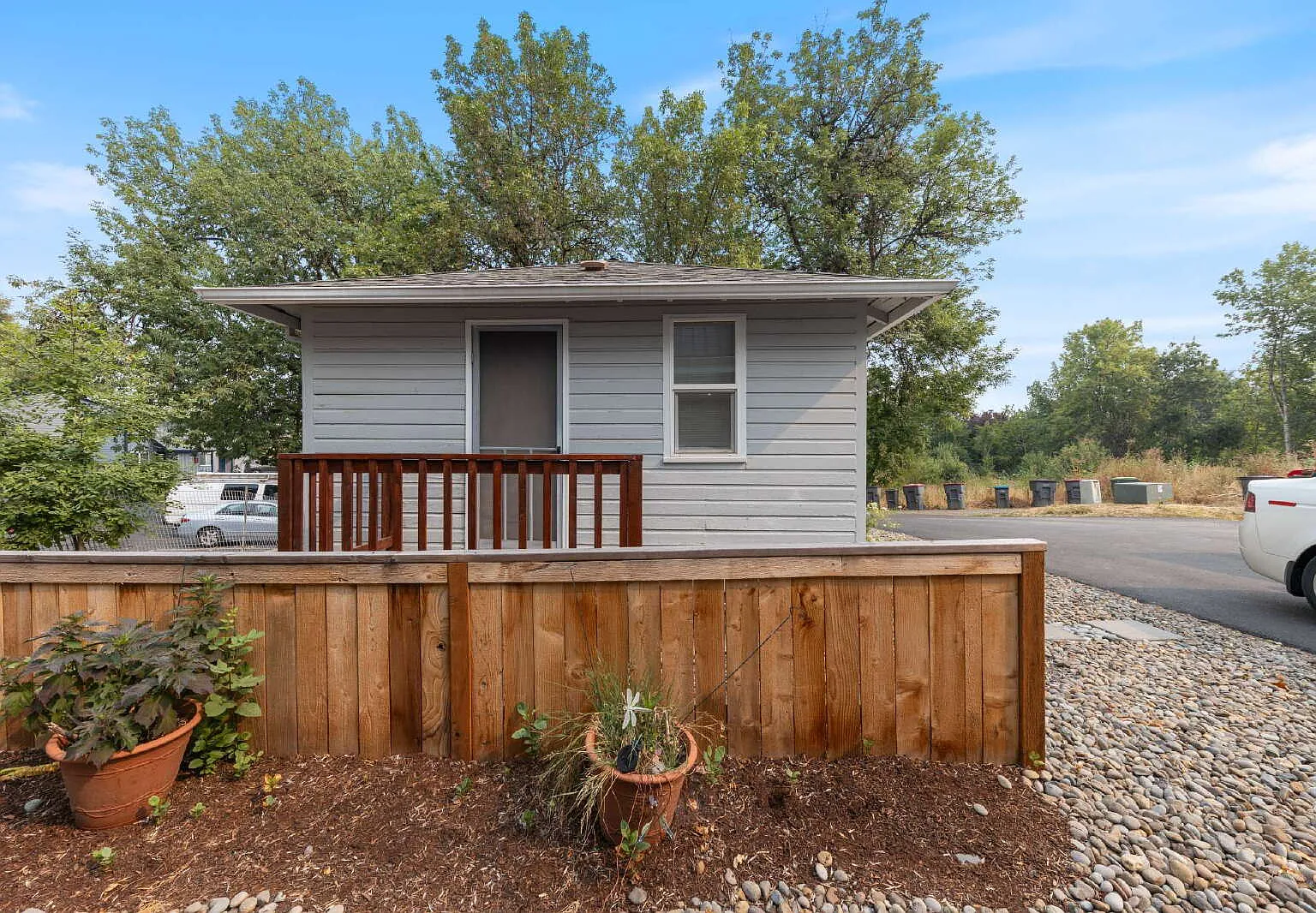 1 bed, 1.0 bath, $1,200 — Photo 3