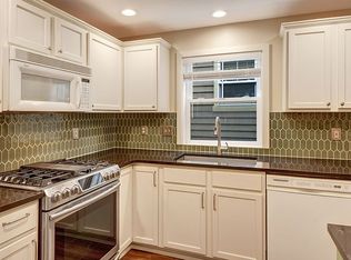 5707 26th Ave NW, Seattle, WA 98107