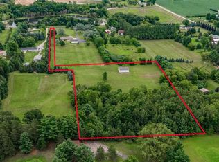 N4979 Rexford Rd, Shiocton, WI 54170