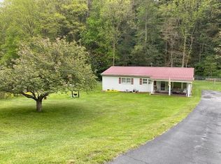 1568 Lorton Lick Rd, Bluefield, WV 24701