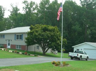 267 Firehouse Rd, Burgess, VA 22432