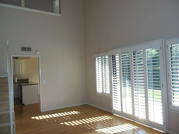 5th image of 758 Stanislaus Cir