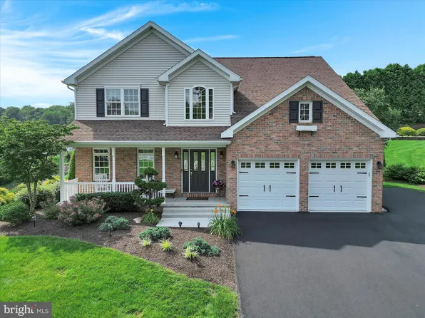 506 Parkmeadow Dr, Pottsville, PA 17901