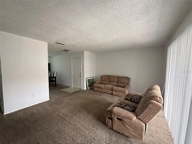 7210 N Manhattan Ave #1624 — Photo 3