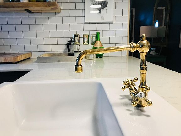 3rd image of 4614 Englewood Dr