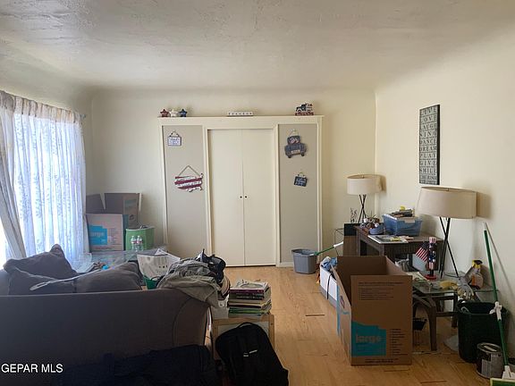 3rd image of 6360 Saint Lo Dr